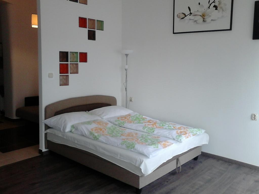 Next Door Apartament *